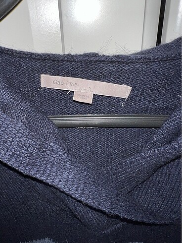 Gap Kazak sweat