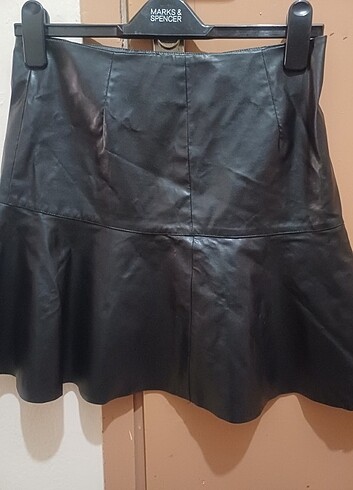 m Beden siyah Renk #Zara#Defacto#Koton#Lc Waikiki##Mini Etek#Herhangi bir sorunu yo