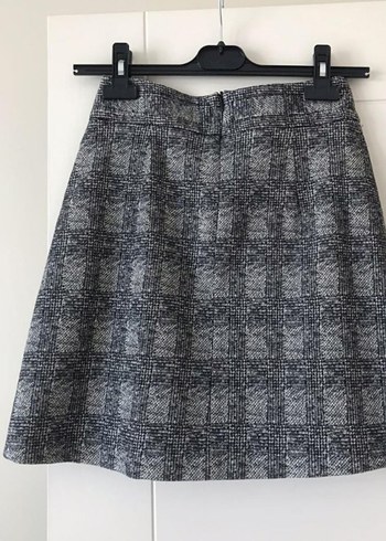 zara marka gri Pilili Mini Etek - Görsel 3