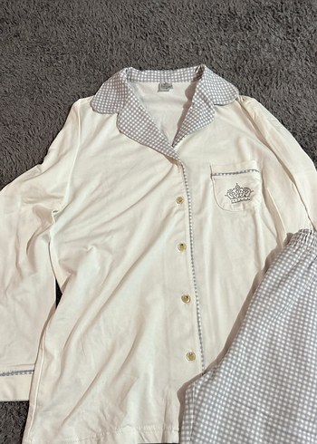 m Beden beyaz Renk Uzun Kollu Gri-Beyaz Kadın Pijama Takımı