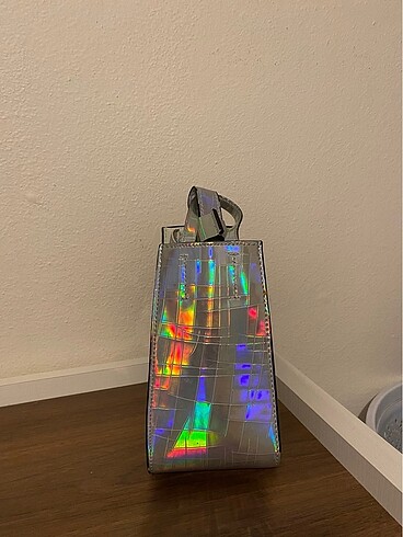  Beden Hologram Çanta
