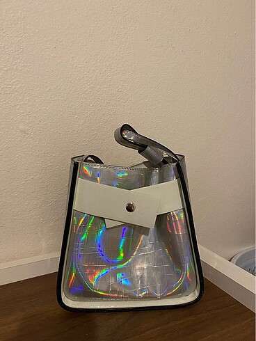 Bershka Hologram Çanta