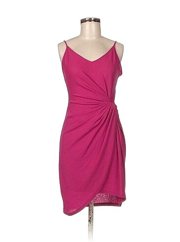 Yazlık pembe elbise