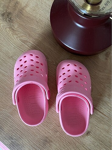 22 Beden Crocs Terlik
