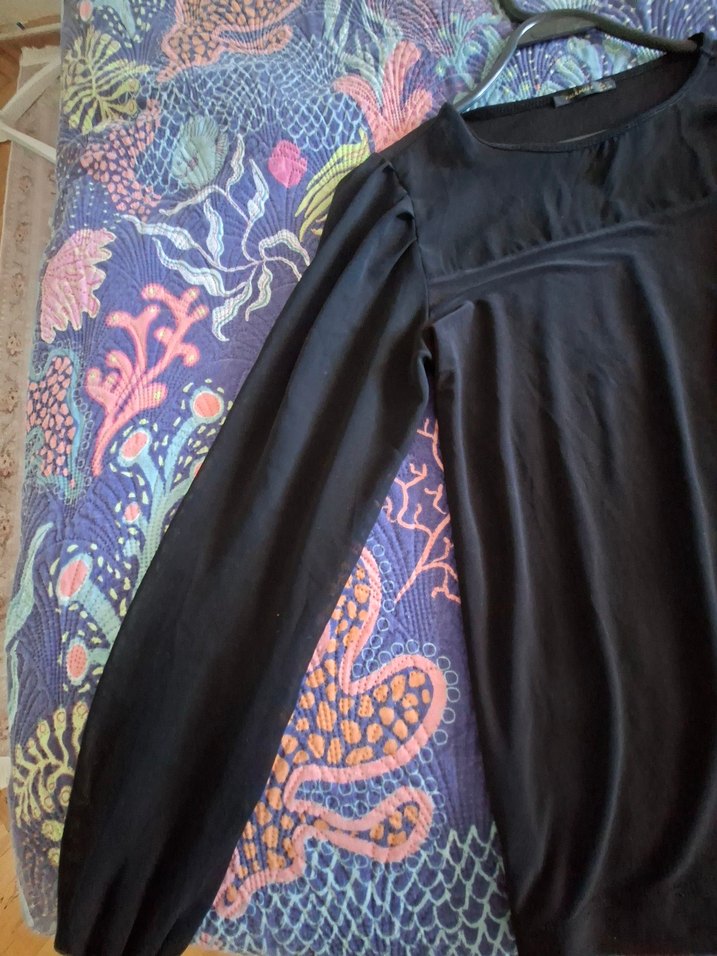 Siyah Uzun Kollu Salaş Bluz - Görsel 5