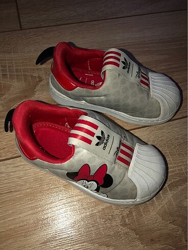 22 Beden Adidas minnie mouse ayakkabı