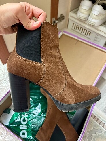 Deichmann Kahverengi süet topuklu bot 36 numara