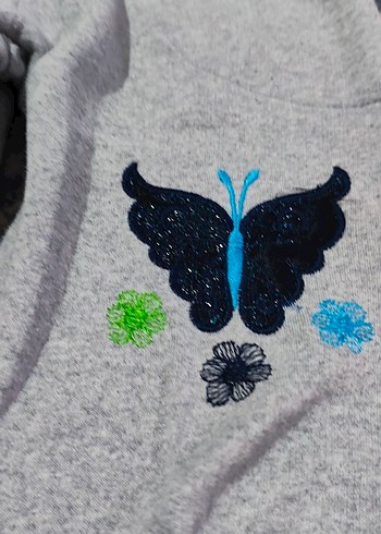 Kız Çocuk Gri Nakışlı Rahat Eşofman - Görsel 2