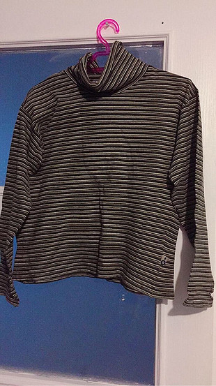 Boğazlı sweatshirt