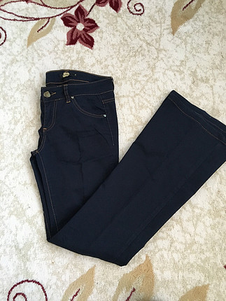 29 Beden Bol paçalı pantolon 