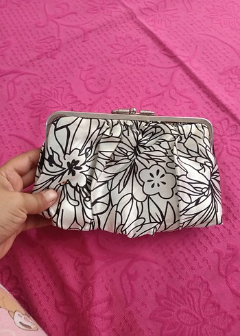 Çiçek Desenli Kadın Beyaz Clutch Çanta