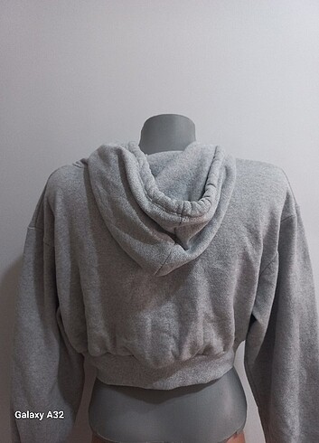 s Beden gri Renk Fullamoda Şardonlu crop kapşonlu sweatshirt