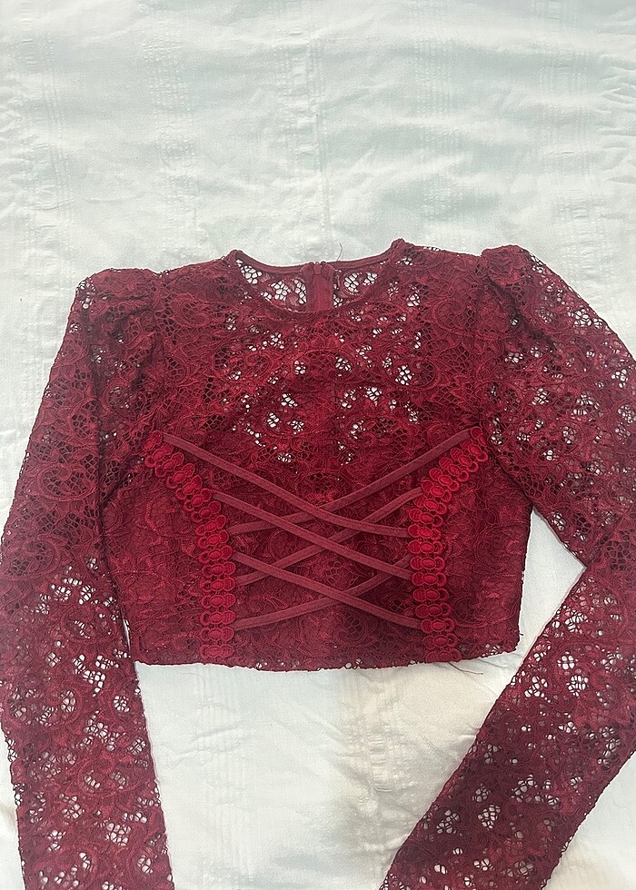 Önü Detaylı Dantel Bluz - Görsel 5