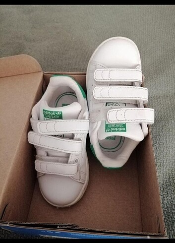 Adidas spor ayakkabı