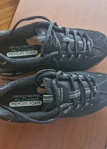 40 Beden Skechers dlites spor ayakkabi