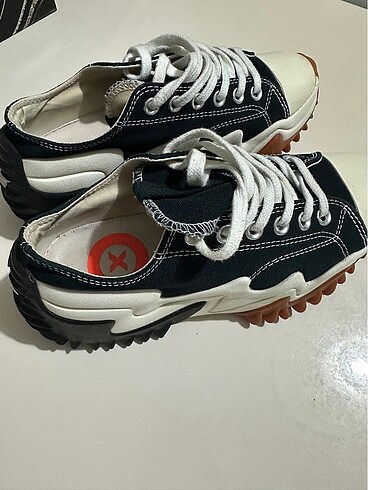 Converse spor ayakkabı