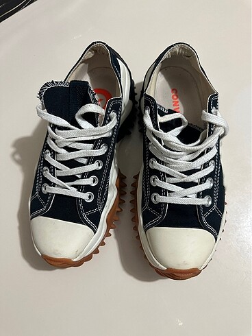38 Beden Converse spor ayakkabı