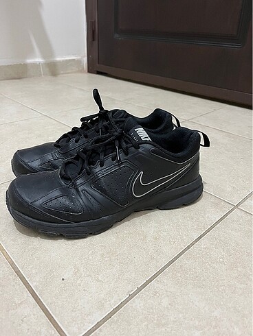 42 Beden Nike siyah spor ayakkabı erkek