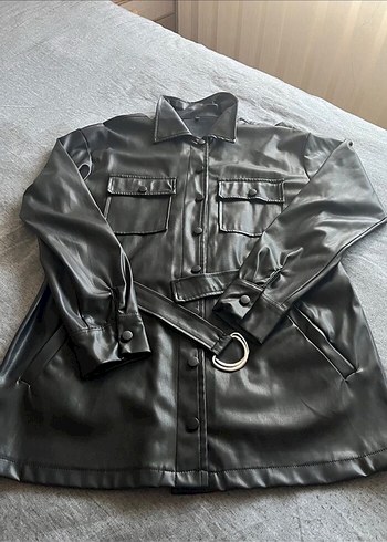 Kadın Siyah Deri Kemerli Biker Ceket