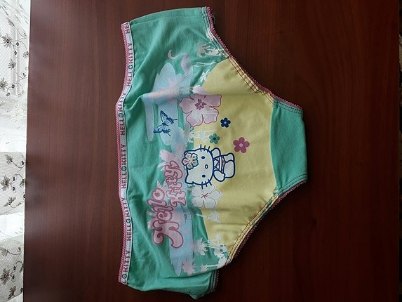 Marks & Spencer resimli çamaşır 