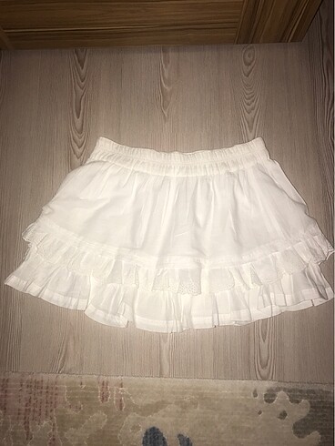 Beyaz mini etek