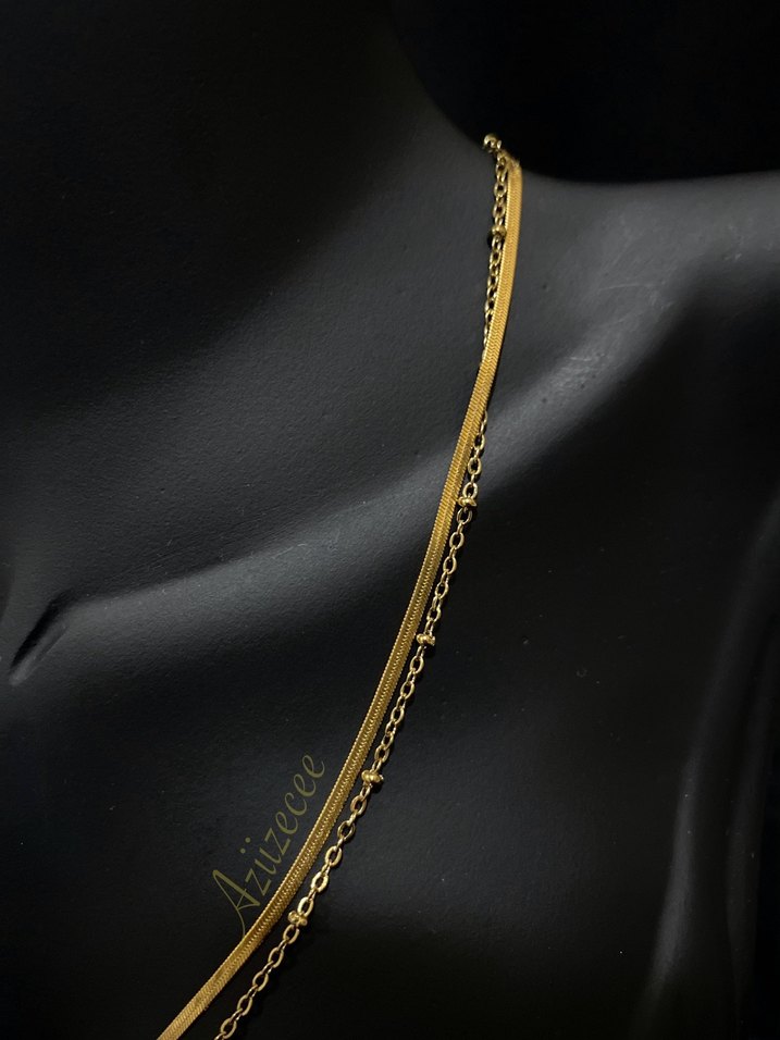 Uzun Zincir Detaylı Altın Renkli Yılan Desenli Kolye - Görsel 2