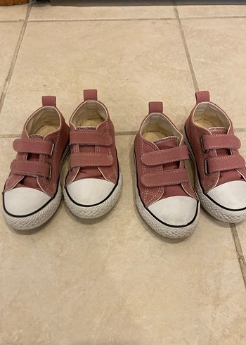 Kız Çocuk Pembe Cırt Cırtlı Spor Ayakkabı