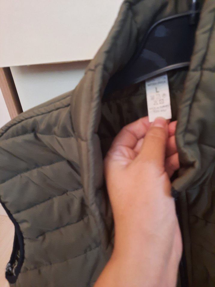 Siyah Fermuarlı Erkek Yelek - Görsel 2