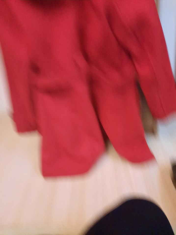 Kemerli Kırmızı Kadın Kaban - Görsel 3