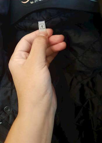 Siyah Düğmeli Erkek Midi Mont çok kalın değil - Görsel 3