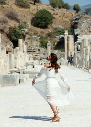 Beyaz Elbise