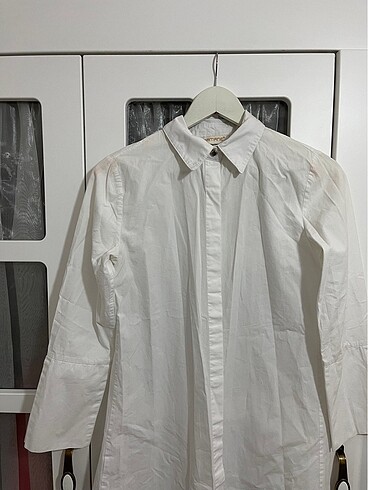 Diğer Uzun Beyaz Gömlek