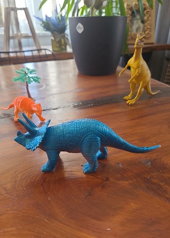 Renkli Dinozor Figürleri Seti 8 adet - Görsel 6