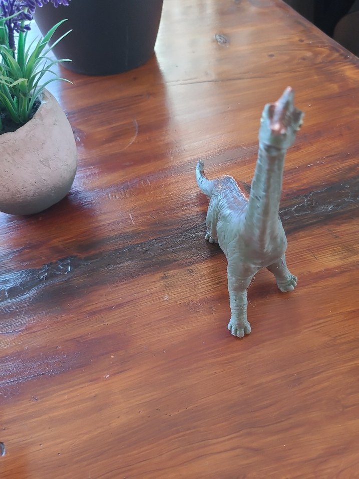 Gri Camel Dinozor Figürü - Görsel 2