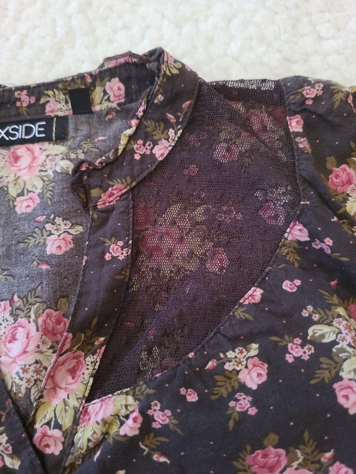 Dantel Detaylı V Yakalı Kadın gomlek xside - Görsel 2