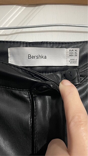 Bershka deri pantolon