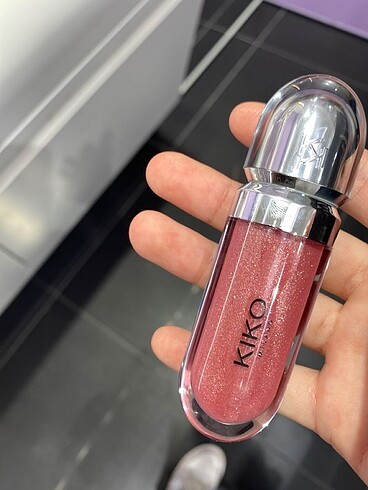 Kiko Kiko gloss 17 26 41 45 21 20