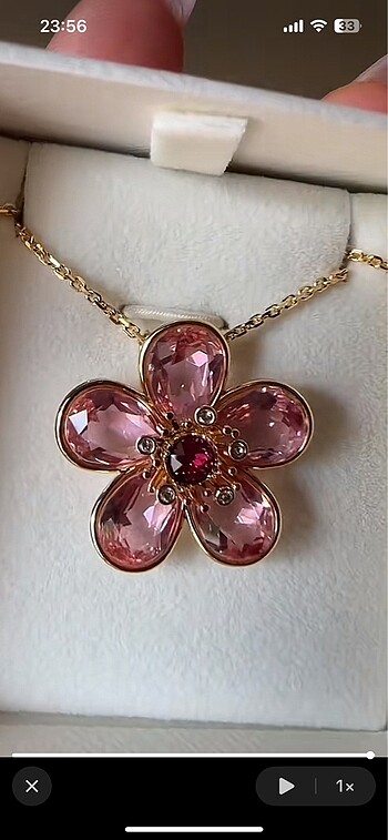 Beden Swarovski florere çiçek kolye