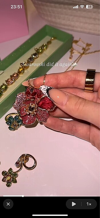 Swarovski florere çiçek kolye