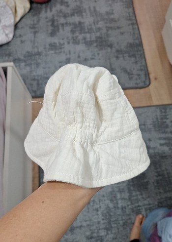 Nakışlı Pamuk Beyaz Çocuk Şapkası - Görsel 2