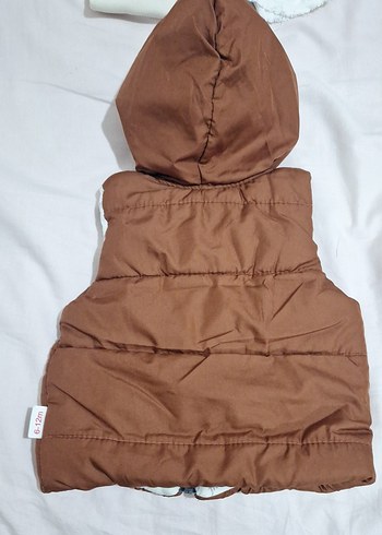 Kapüşonlu Kahverengi Erkek Çocuk Yeleği - Görsel 2