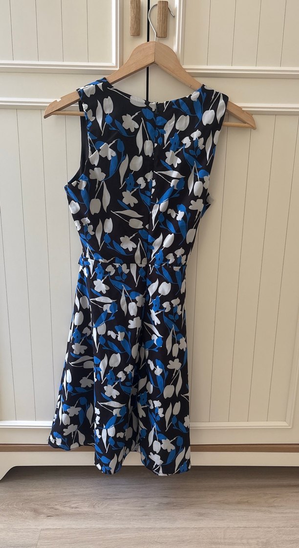 Mavi Desenli V Yaka Drapeli Midi Elbise - Görsel 5