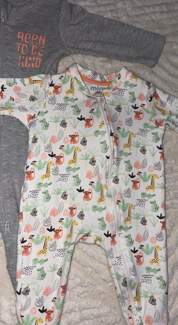 Gri ve Desenli Bebek Tulumları - Görsel 3