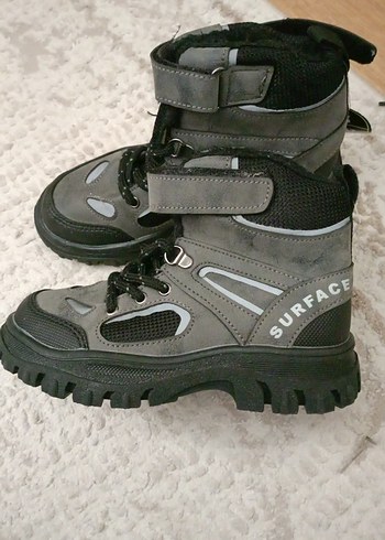 LC Waikiki Gri Kürklü Rubber Goth Topuklu Bot