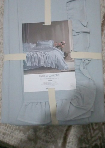 Beyaz Fırfırlı Çift Kişilik Nevresim Takımı - Görsel 2