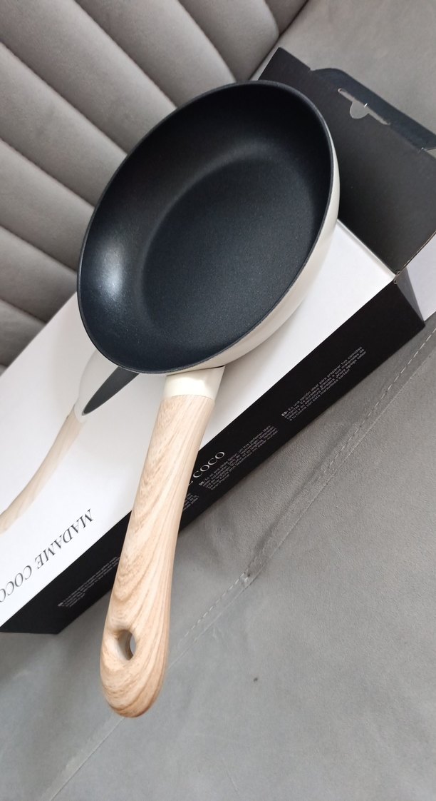 Madame Coco 900ml Beyaz Gri Tava - Görsel 3