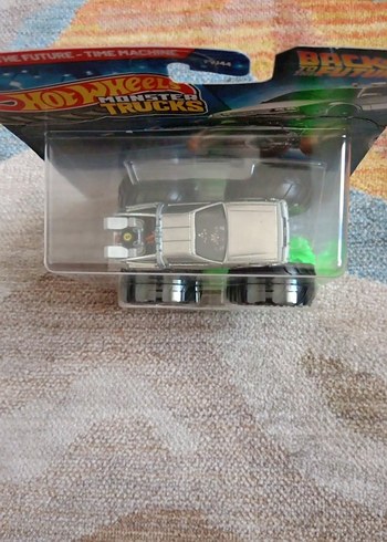 Hot Wheels Gri Canavar Kamyon Oyuncak