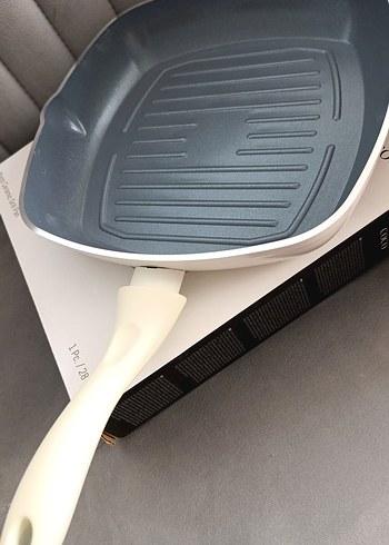 Beden Madame Coco 28 cm Seramik Izgara Tavası