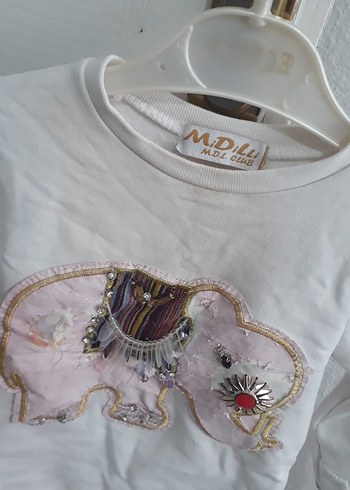 Kız Çocuk Beyaz Uzun Kollu Fırfırlı Tişört - Görsel 3