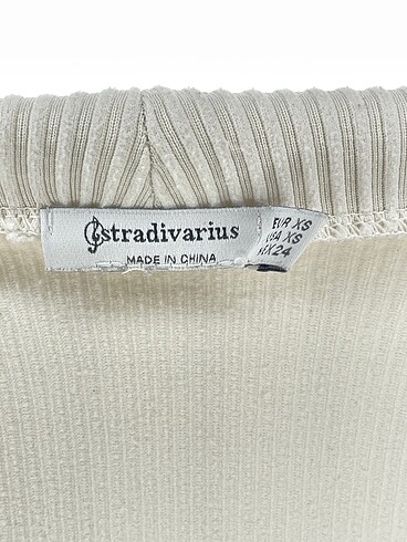 xs Beden beyaz Renk Stradivarius Bluz %70 İndirimli.
